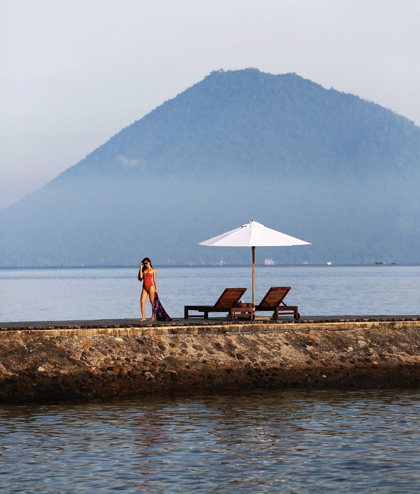 Hotel Grand Luley Manado Esterno foto