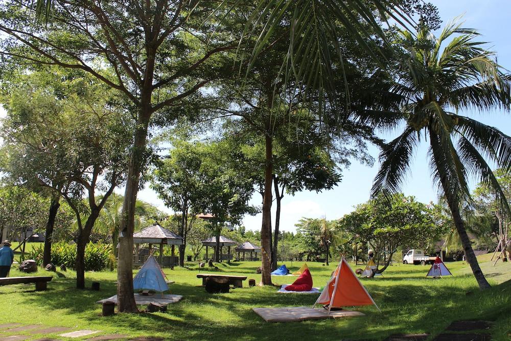 Hotel Grand Luley Manado Esterno foto