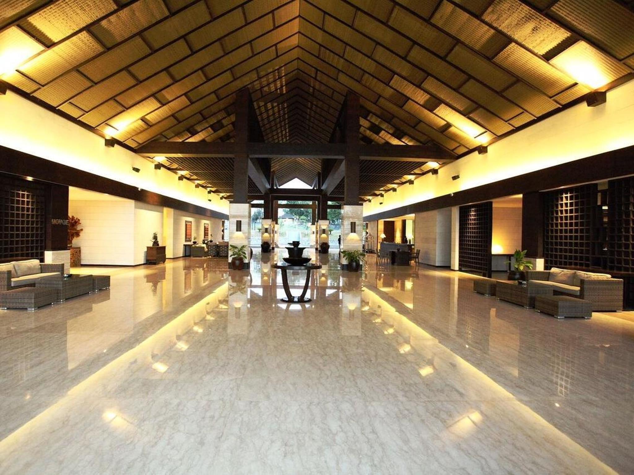 Hotel Grand Luley Manado Esterno foto