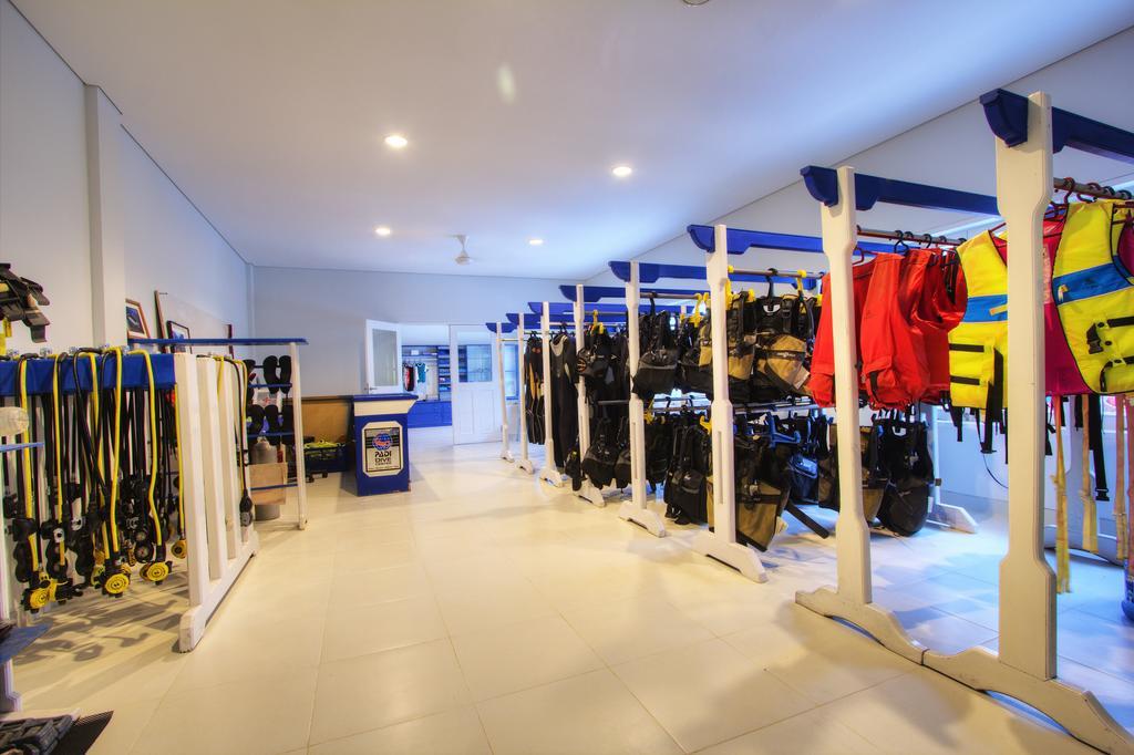 Hotel Grand Luley Manado Esterno foto